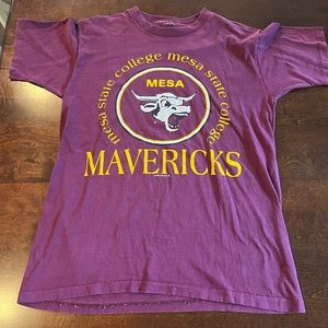 Mesa State Mavericks University Graphic T-Shirt Size L
